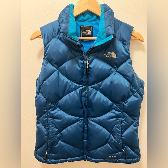 The North Face Jackets & Blazers - Women’s North Face 550 Metallic Blue Down Puffer Vest